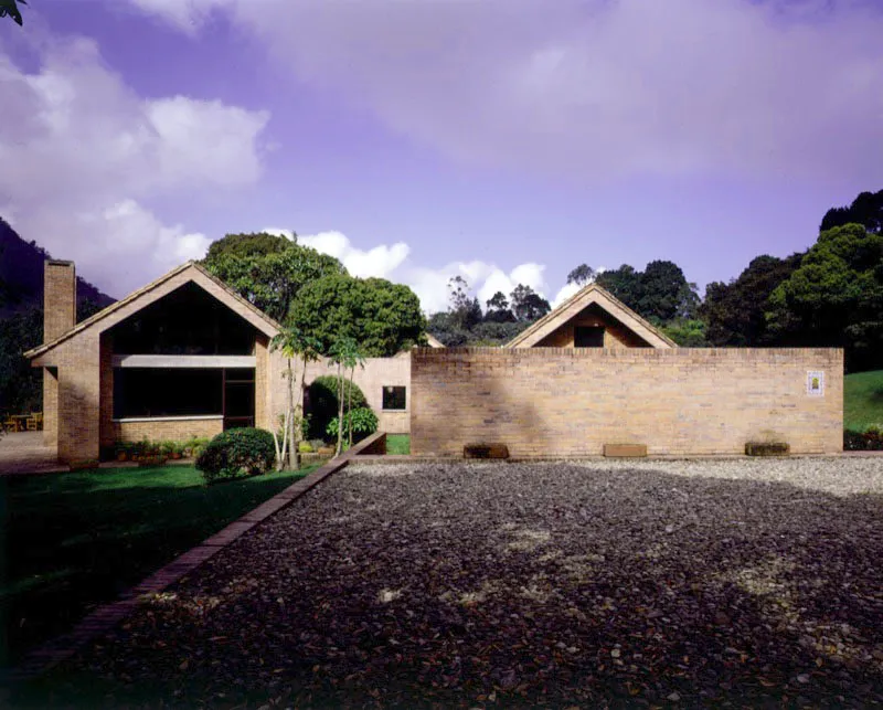 Casa El Chuscal.
La Vega, Cundinamarca. 1992 